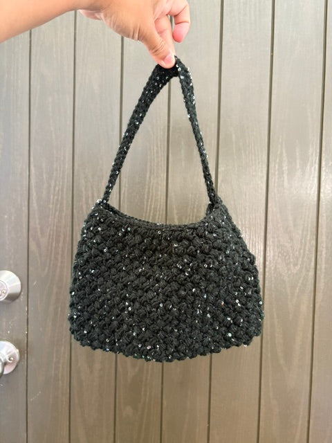 Crocheted Mini Shoulder bag in black with sequin